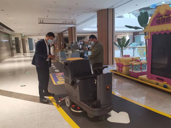 购买不同类型洗地机时要注意那些东西 购买不同类型洗地机时要注意那些东西