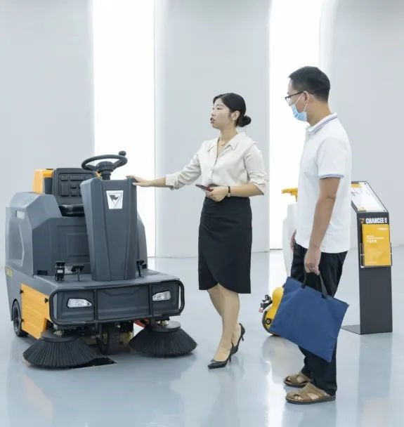 在选择扫地机时！考虑这几点才是正确的